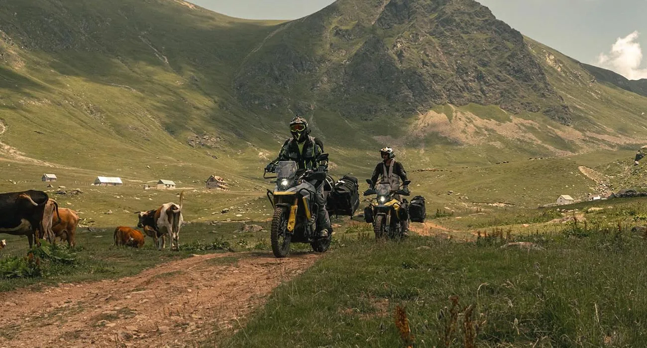 Stage pilotage moto Suzuki V-Strom Experience off-road et route