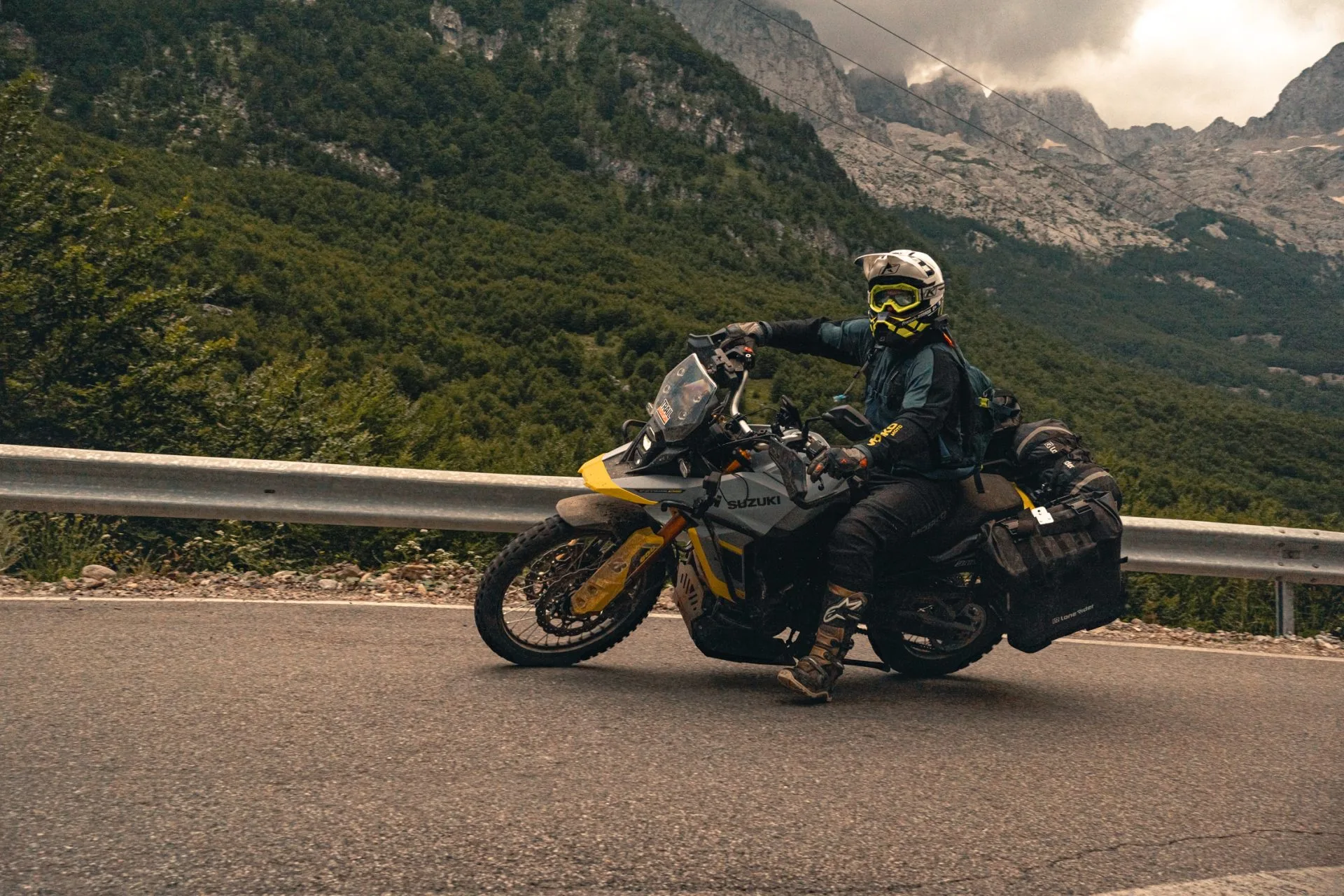 Stages moto pilotage - Tom Barrer